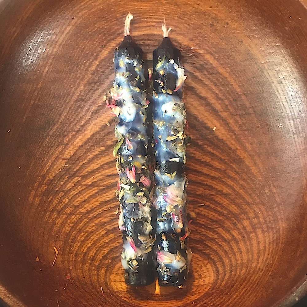 2 Spell Candles for Banishing chime size